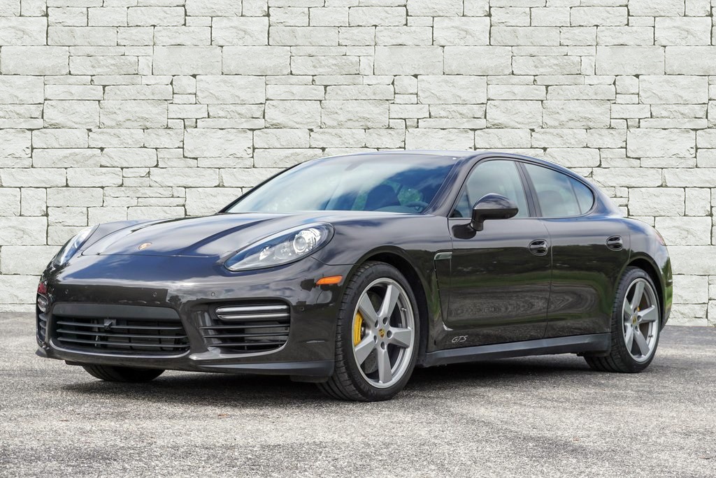 Porsche panamera gts 2015